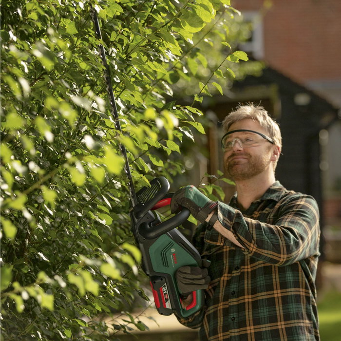 Bosch AdvancedHedgeCut 36V-65-28 Cortasetos a batería con cuchilla de 65 cm Bosch AdvancedHedgeCut 36V-65-28 Cortasetos a batería con cuchilla de 65 cm