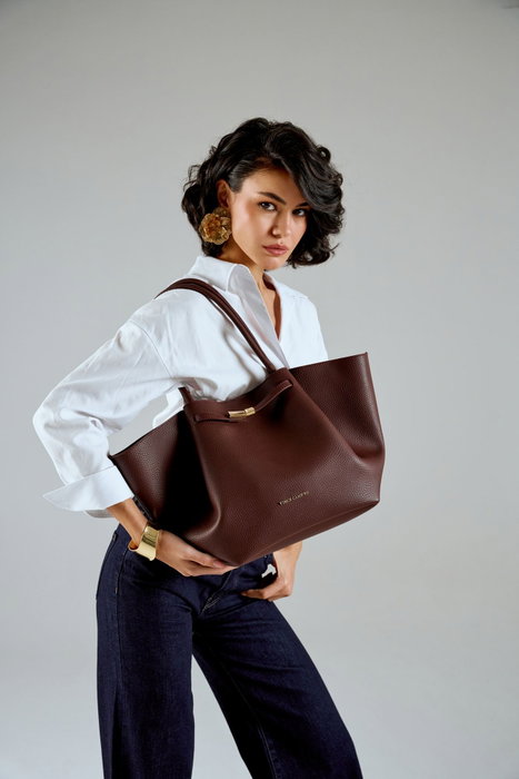 Vince Camuto Bolso Tote Burdeos de Polipiel
