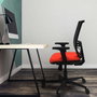 PIQUERAS Y CRESPO Silla de oficina Yunquera con mecanismo Sincro, Gris claro y Negro