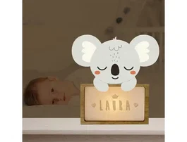 Wondee Lámpara Infantil Personalizable Little Koala Oso Perezoso Madera Sostenible Luz Nocturna Quit Miedos Regalo Bebé