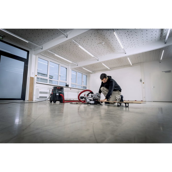 Metabo Set KGS 216 M + KSU 251 con función de tracción y soporte de máquina