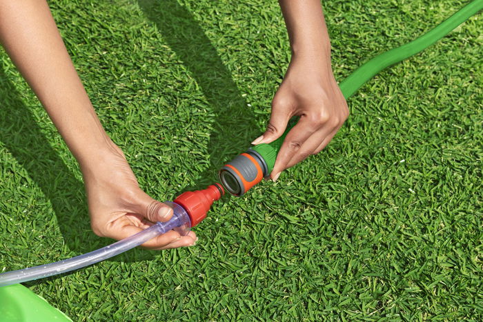 Bestway Aspersor Hinchable Jumbo Monstruo 244x84x198 cm +2 Años Jardin 52640