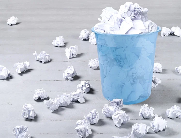 Liderpapel Papelera Plástico Celeste Translucido 13 Litros 275x285 mm Liderpapel Papelera Plástico Celeste Translucido 13 Litros 275x285 mm