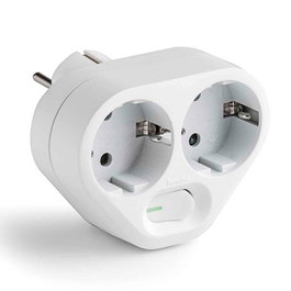 Famatel Adaptador Schuko 2 Tomas con Interruptor IP20 Blanco