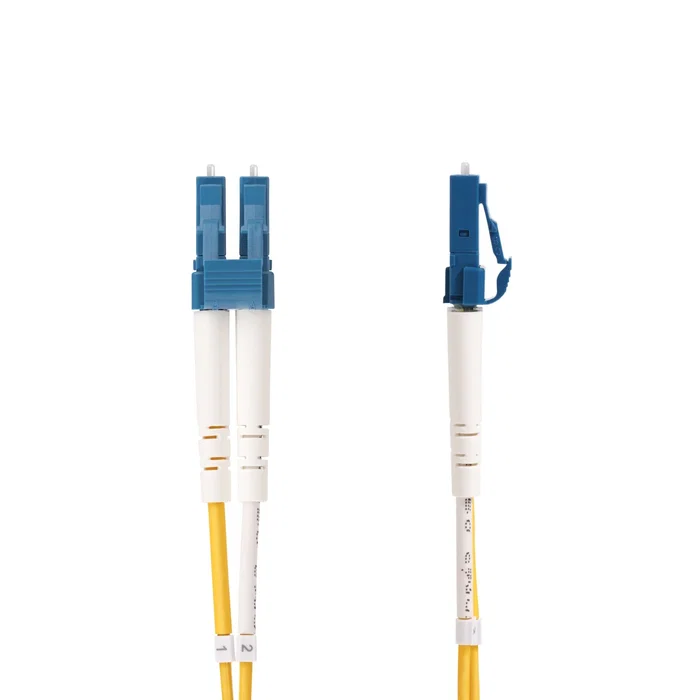 StarTech.com Cable de Fibra Óptica Duplex OS2 Monomodo LC/SC (UPC) 3m - Amarillo - Para 100Gbps/CWDM/Centro de Datos - Testeado con Informe, Cubierta LSZH