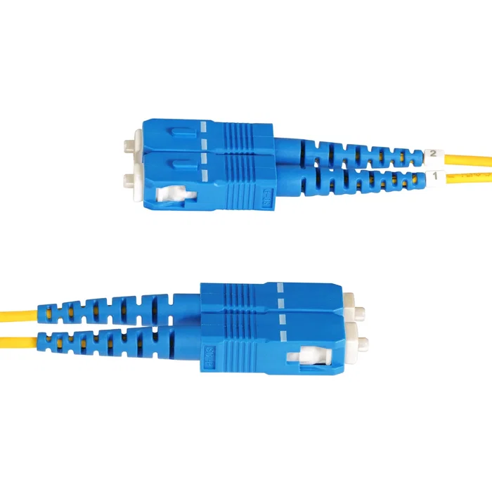 StarTech.com Cable de Fibra Óptica Duplex OS2 Monomodo LC/SC (UPC) 3m - Amarillo - Para 100Gbps/CWDM/Centro de Datos - Testeado con Informe, Cubierta LSZH