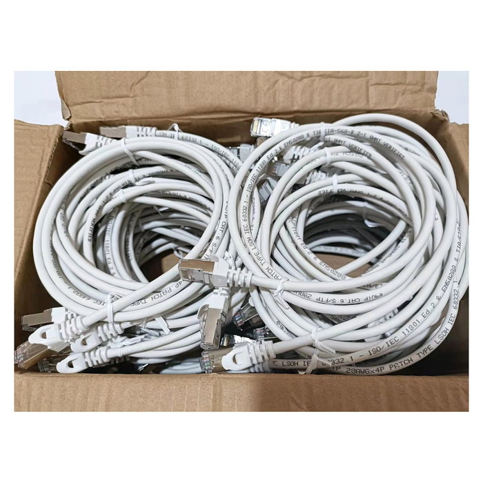 EQUIP Cable de Red Patch Cord Cat6 S/FTP LSZH 1 metro RJ45 Macho Blanco - Paquete de 40 Unidades (Referencia 635510)