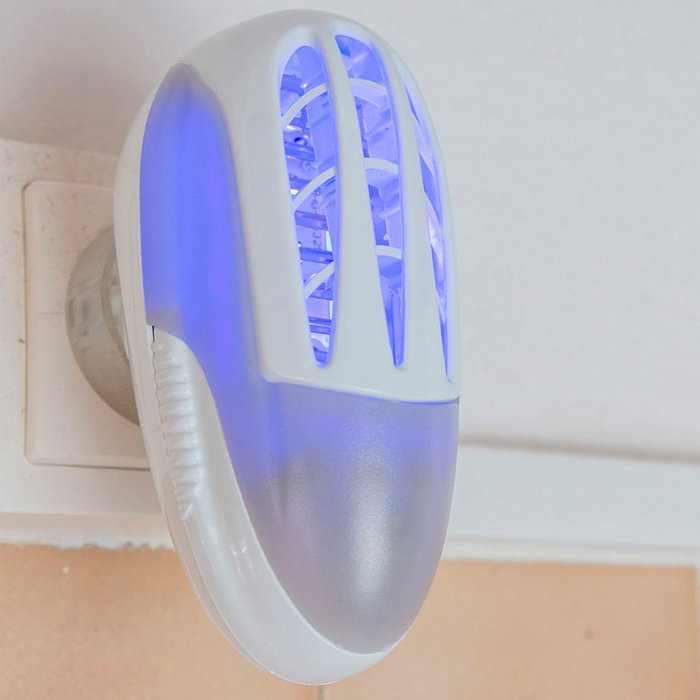 Coati Mata insectos enchufable LED UV-A 1W cobertura 12 m² sin químicos blanco