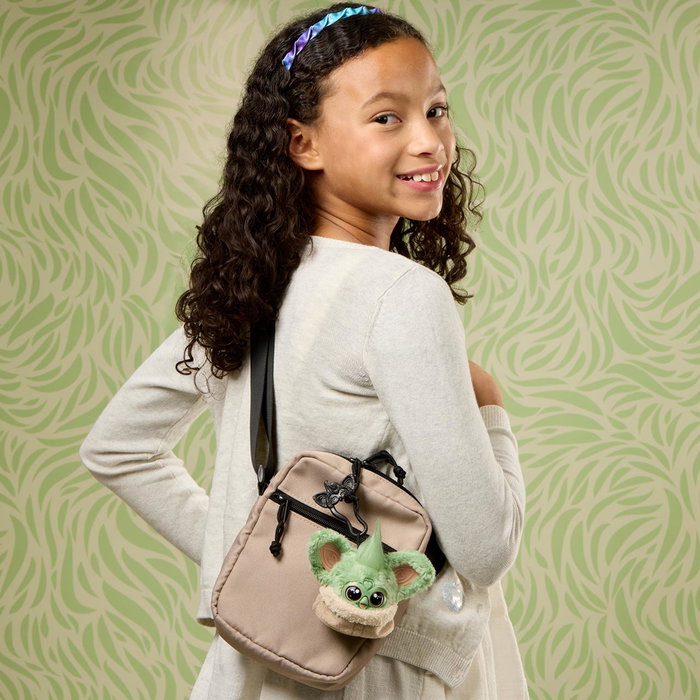 Hasbro Star Wars Furby Furblet de Grogu - Figura con Sonido, Clip de Llavero, Pelaje Verde, 7.6 cm, Más de 45 Efectos, Multilingüe, Juguete para Colección