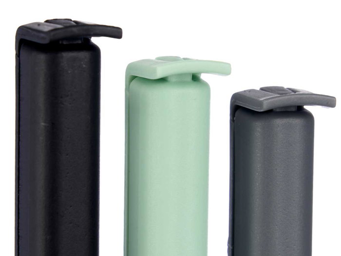 Kinvara Set de 24 Pinzas de Cierre Fácil, Estuche Organizador para Pinzas de la Ropa, Color Gris/Negro/Verde, Dimensiones 15.5 x 5.5 x 16.3 cm (Set de 24)