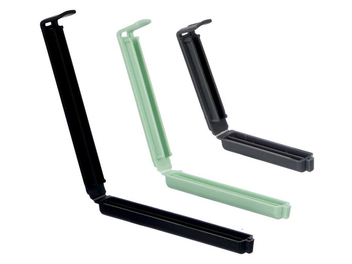 Kinvara Set de 24 Pinzas de Cierre Fácil, Estuche Organizador para Pinzas de la Ropa, Color Gris/Negro/Verde, Dimensiones 15.5 x 5.5 x 16.3 cm (Set de 24)