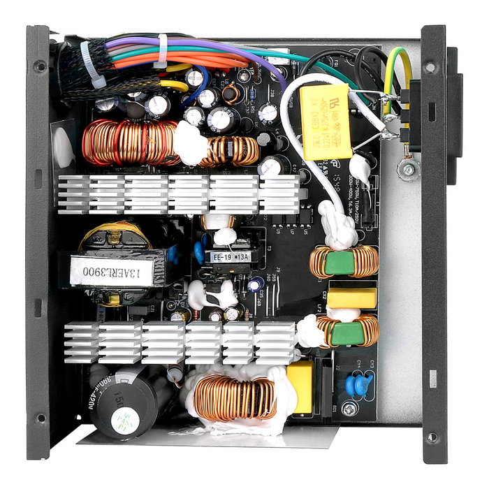 Thermaltake TR2 S 650W Fuente de Alimentación ATX - 80 PLUS Certificado, 650W, Negro, No Modular, Ventilador de 120mm
