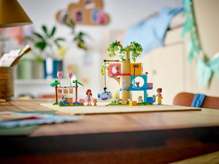 LEGO Friends Fiesta de cumpleaños y casa árbol felina 42666