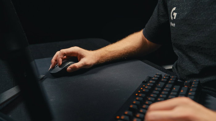 Logitech G PRO X Superlight 2 DEX Magenta Logitech G PRO X Superlight 2 DEX Magenta