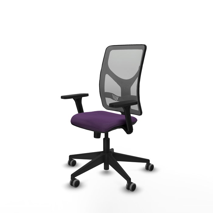 Silla de oficina Motilla con mecanismo Sincro tapizada con Tela color Morado y malla color Gris. Equipada con lumbar 1D, Brazos 3D y Ruedas 65 mm parqué