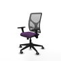 Silla de oficina Motilla con mecanismo Sincro tapizada con Tela color Morado y malla color Gris. Equipada con lumbar 1D, Brazos 3D y Ruedas 65 mm parqué