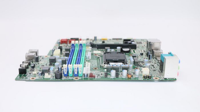 Lenovo Intel KBL M710T-S Planar Board para ThinkCentre M710 Tower, compatible con Intel 6ª/7ª Gen CPUs, hasta 64GB DDR4-2400, múltiples ranuras de expansión