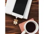 Wondee Charm Protector para Puertos USB-C/Lightning Funny Bear - Accesorio Decorativo y Protector de Polvo para Móvil 30x10x20 mm