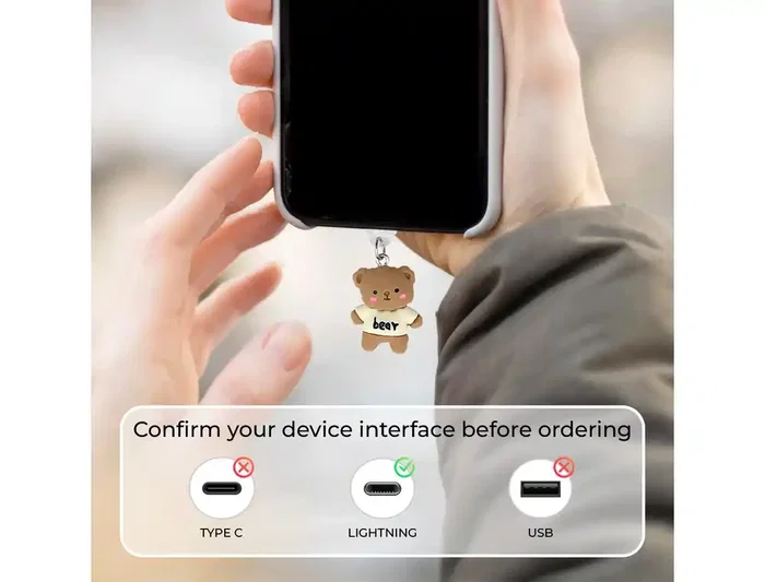 Wondee Charm Protector para Puertos USB-C/Lightning Funny Bear - Accesorio Decorativo y Protector de Polvo para Móvil 30x10x20 mm Wondee Charm Protector para Puertos USB-C/Lightning Funny Bear - Accesorio Decorativo y Protector de Polvo para Móvil 30x10x20 mm