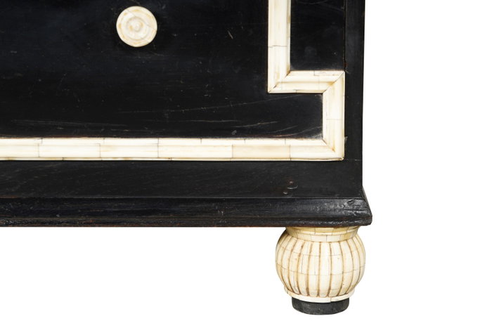 DKD Home Decor Cómoda Bone 23 Taracea Negro Marfil 51 x 99 x 111 cm