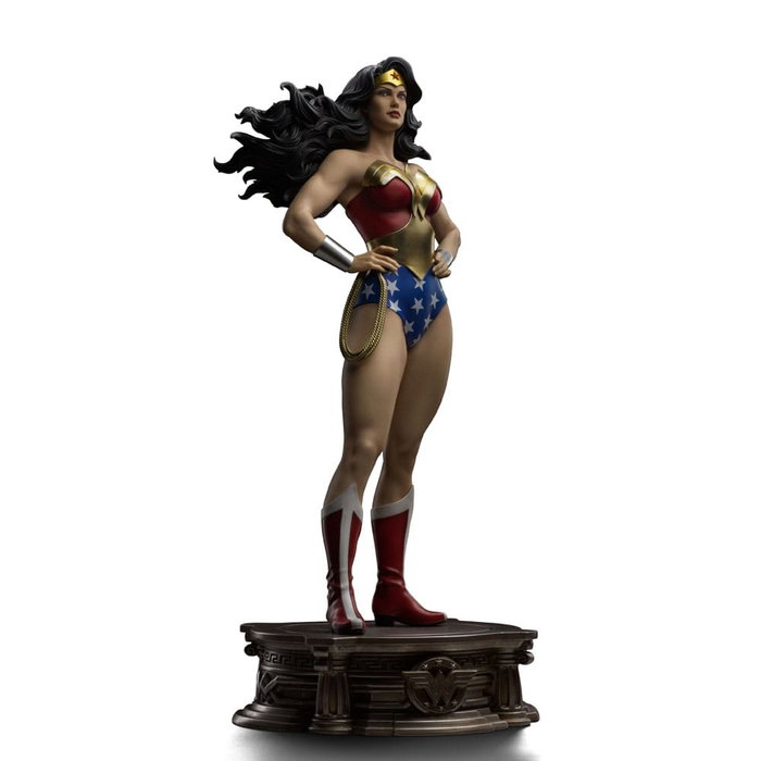 DC Comics Estatua Legacy Replica 1/4 Wonder Woman 56 cm