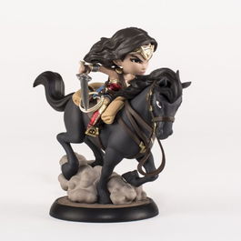 Quantum Mechanix Figura Q-Fig Wonder Woman Película 2017 Montada a Caballo
