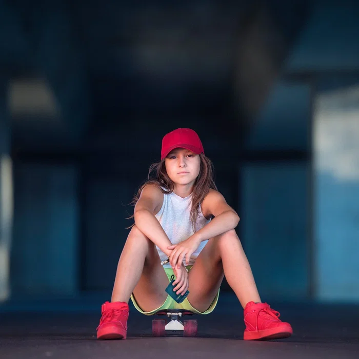 Ngs Altavoz Portátil ROLLER FURIA 1 Bluetooth 5.0, 15W PMPO, Luces RGB, Resistente al Agua IPX6, Puerto USB, Batería 9h - Azul