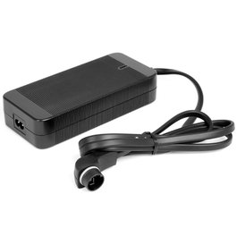 Simplo Cargador Original Yamaha 42V 4A para Baterías InTube 630Wh 720Wh Resistente Salpicaduras IPX4