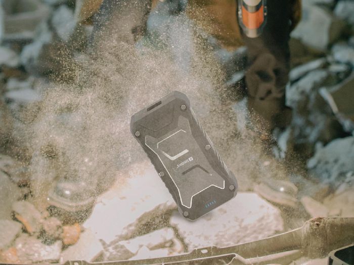 Sandberg Survivor Powerbank 10000 PD20W | Batería Portátil 10000 mAh Impermeable, a Prueba de Polvo y Golpes con Carga Inalámbrica de 15W Sandberg Survivor Powerbank 10000 PD20W | Batería Portátil 10000 mAh Impermeable, a Prueba de Polvo y Golpes con Carga Inalámbrica de 15W