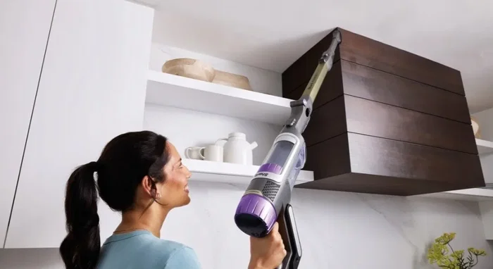 Shark IP3251EUT Aspiradora de escoba 2-en-1 PowerDetect con vaciado automático, Gris/Púrpura/Oro