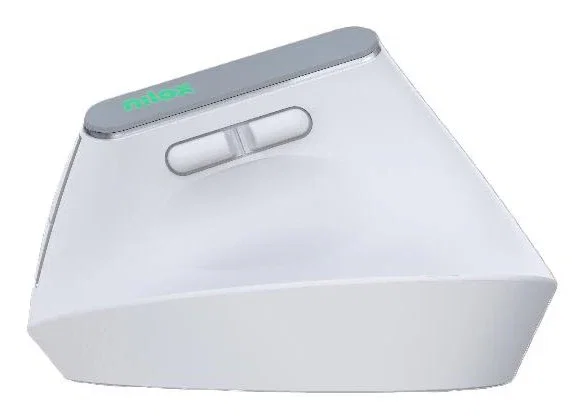 Nilox NXMOEVR01W Ratón Ergonómico Vertical Inalámbrico Dual Bluetooth 5.2 + 2.4 GHz 1600 DPI Recargable USB-C RGB Blanco para Windows/Mac