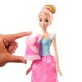 MATTEL Muñeca Cenicienta Historias Mágicas 2 en 1 Disney Princess