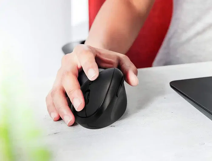 Q-connect Ratón Óptico Inalámbrico Ergonómico Vertical Negro Q-connect Ratón Óptico Inalámbrico Ergonómico Vertical Negro