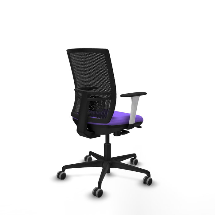 PIQUERAS Y CRESPO Silla de oficina Yunquera Lila/Negro con Mecanismo Sincro/Traslack PIQUERAS Y CRESPO Silla de oficina Yunquera Lila/Negro con Mecanismo Sincro/Traslack