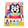 MOOSE Peluche Interactivo Baby Bluey con Accesorios de Cuidado