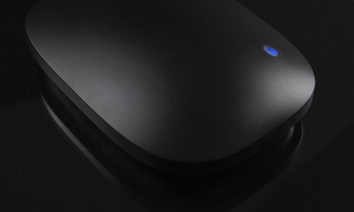 AIRTAME Hub para Salas de Reuniones Híbridas con Licencia Hybrid de 1 Año