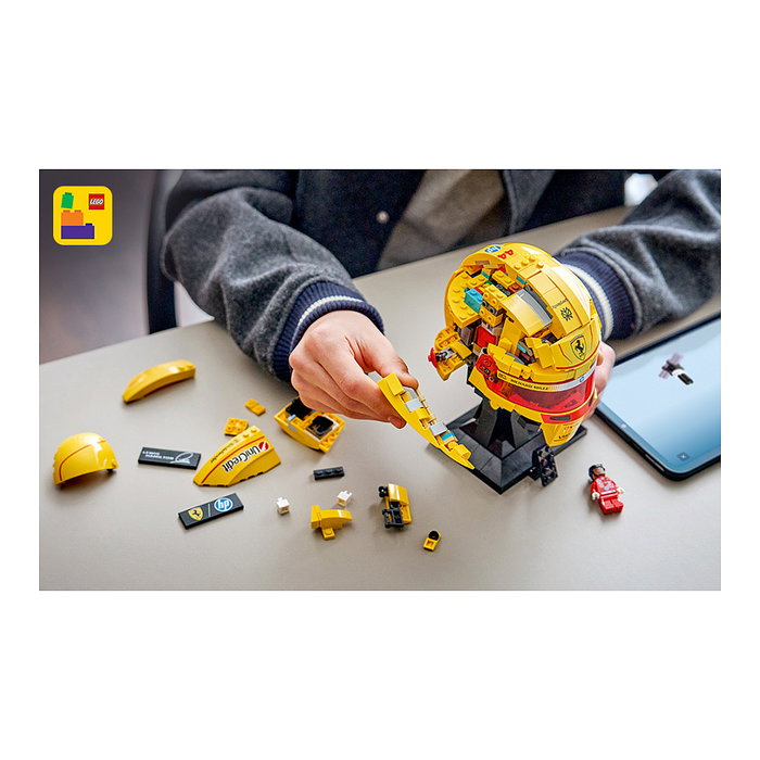 LEGO Scuderia Ferrari HP: Casco de Lewis Hamilton 43022 LEGO Scuderia Ferrari HP: Casco de Lewis Hamilton 43022