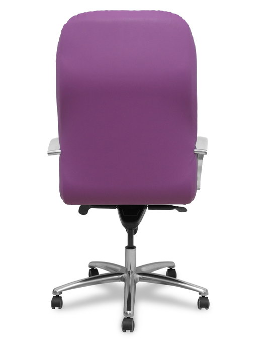 Sillón Caudete con mecanismo Basculante avanzado tapizada con Similpiel color Morado. Equipado con Base aluminio, Brazos fijos y Ruedas de parqué