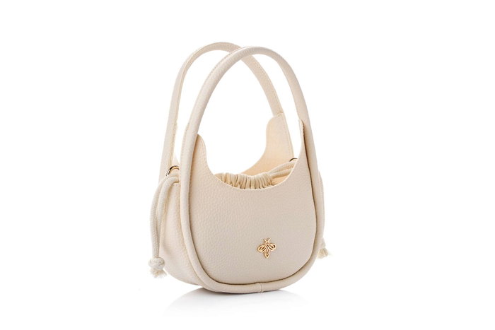 Lucky Bees Bolso de Hombro Crema en Cuero de Polivinilo Elegante y Versátil