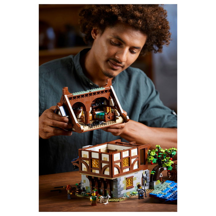 LEGO Ideas Mittelalterliche Schmiede 21325 LEGO Ideas Mittelalterliche Schmiede 21325