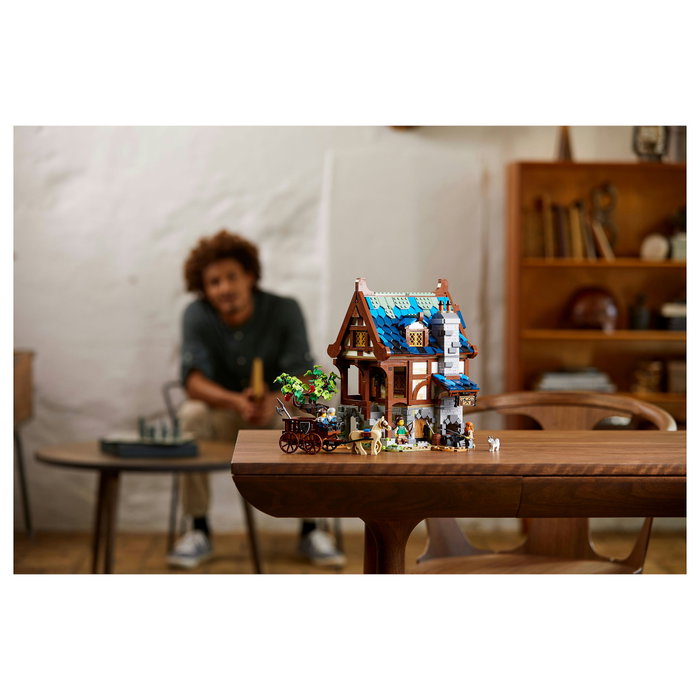 LEGO Ideas Mittelalterliche Schmiede 21325 LEGO Ideas Mittelalterliche Schmiede 21325
