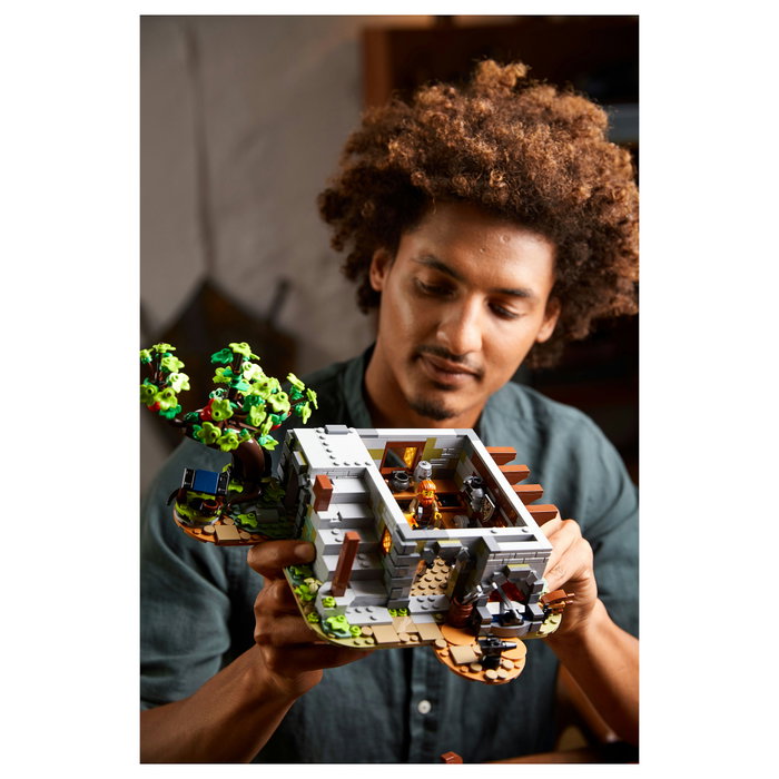 LEGO Ideas Mittelalterliche Schmiede 21325 LEGO Ideas Mittelalterliche Schmiede 21325