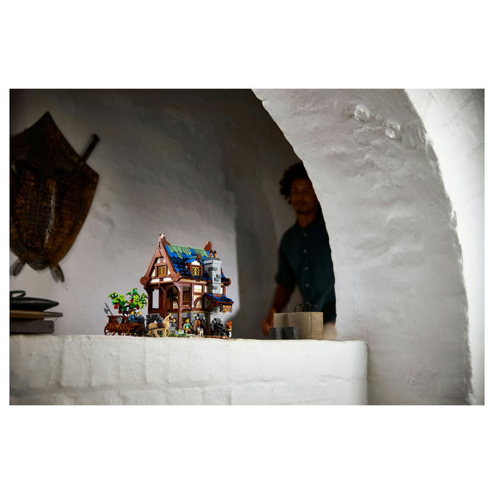 LEGO Ideas Mittelalterliche Schmiede 21325 LEGO Ideas Mittelalterliche Schmiede 21325