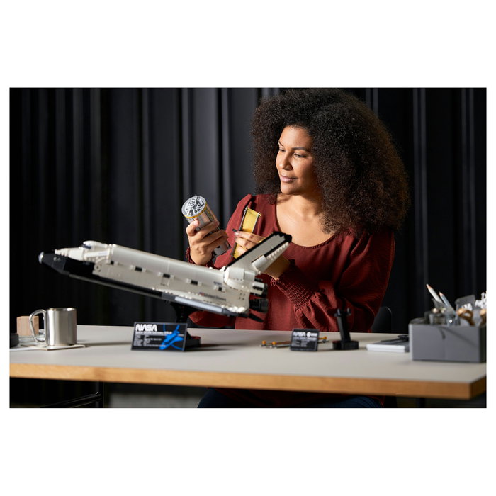 LEGO Creator Expert NASA Space Shuttle Discovery 10283