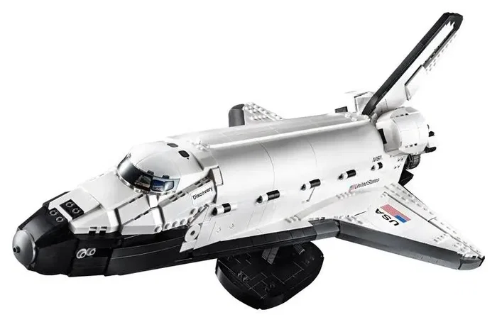 LEGO Creator Expert NASA Space Shuttle Discovery 10283