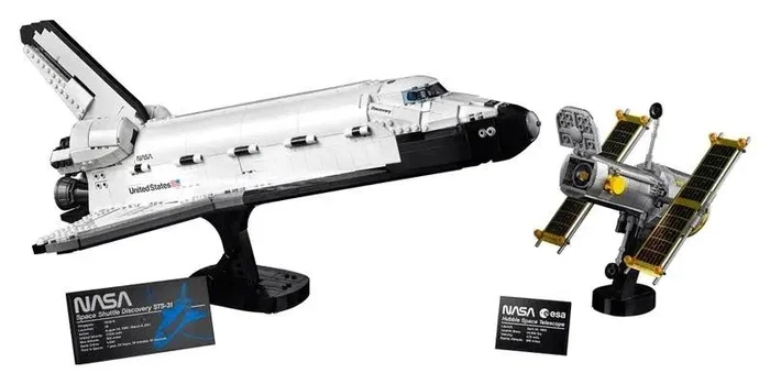 LEGO Creator Expert NASA Space Shuttle Discovery 10283