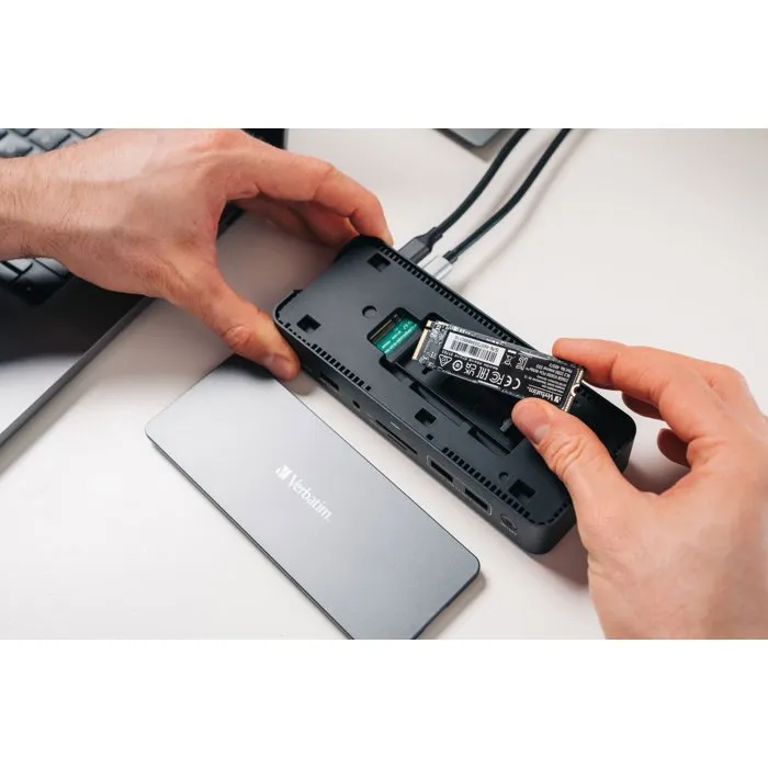 Verbatim Estación de Acoplamiento Portátil Pro CDS-15SSD con SSD de 256 GB, USB-C 3.2, Gris