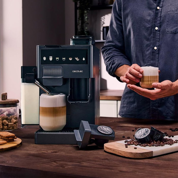 Cecotec Cafetera Express Freestyle Grind & Latte 20 bar depósito leche negro molinillo