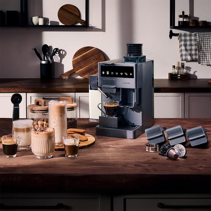 Cecotec Cafetera Express Freestyle Grind & Latte 20 bar depósito leche negro molinillo