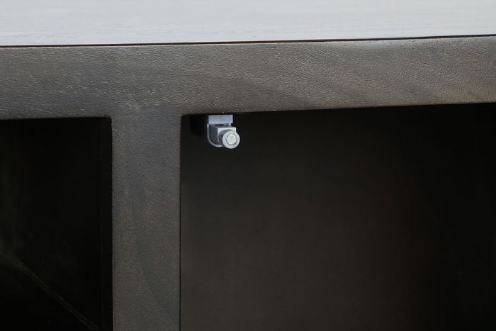 DKD Home Decor Rombo Gold Mueble TV Moderno Marrón Dorado 140 x 55 x 40 cm Acacia Metal Puertas